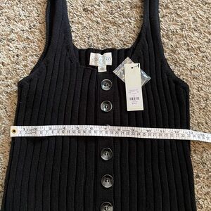 Francesca's Collections Black Ribbed Button-Down Tank Top